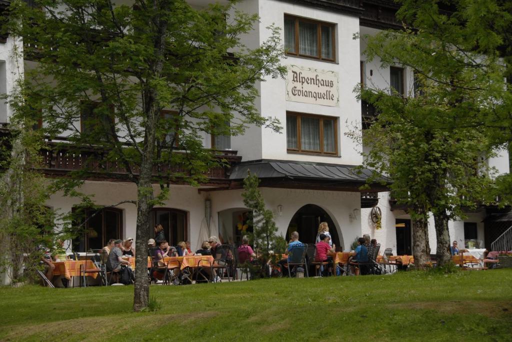 Hotel Evianquelle Bad Gastein Exterior photo